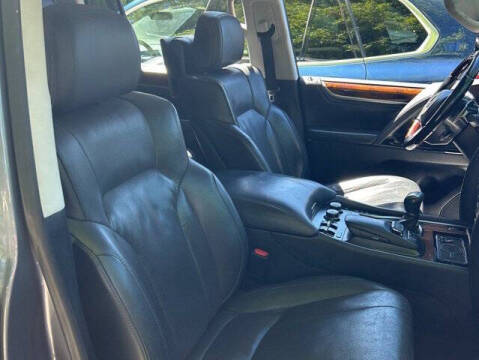 2018 Lexus LX 570