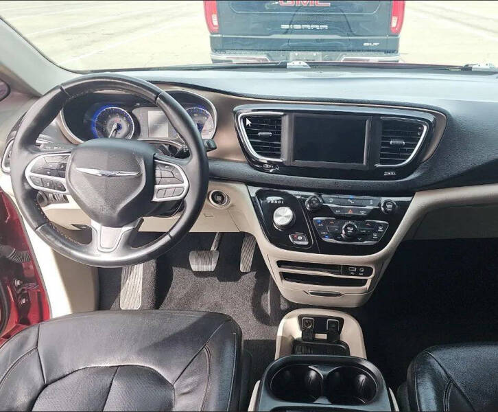 2018 Chrysler Pacifica Touring L