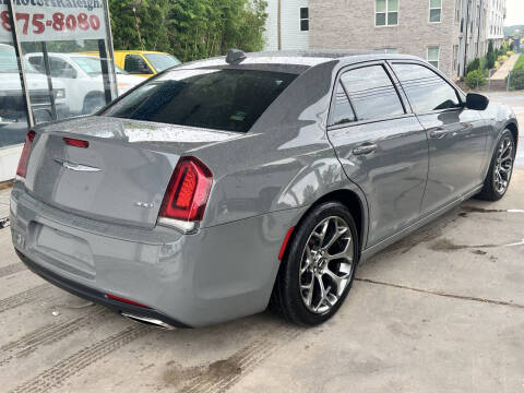 2018 Chrysler 300 Touring