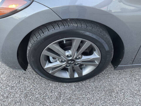 2018 Hyundai Elantra