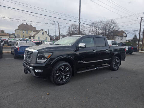 2023 Nissan Titan Platinum Reserve