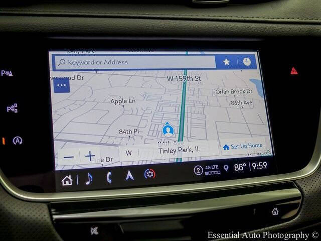 2025 Cadillac XT5 Sport