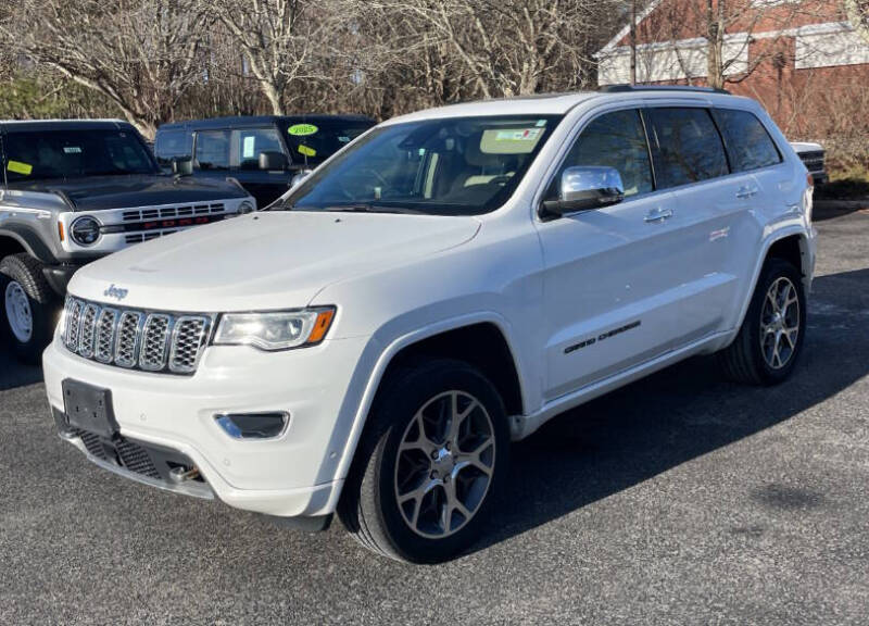 2019 Jeep Grand Cherokee Overland's photo