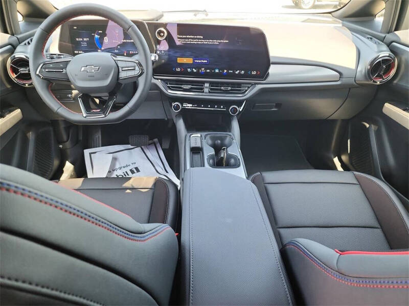 2025 Chevrolet Equinox EV RS