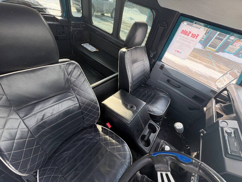 2000 Land Rover Defender
