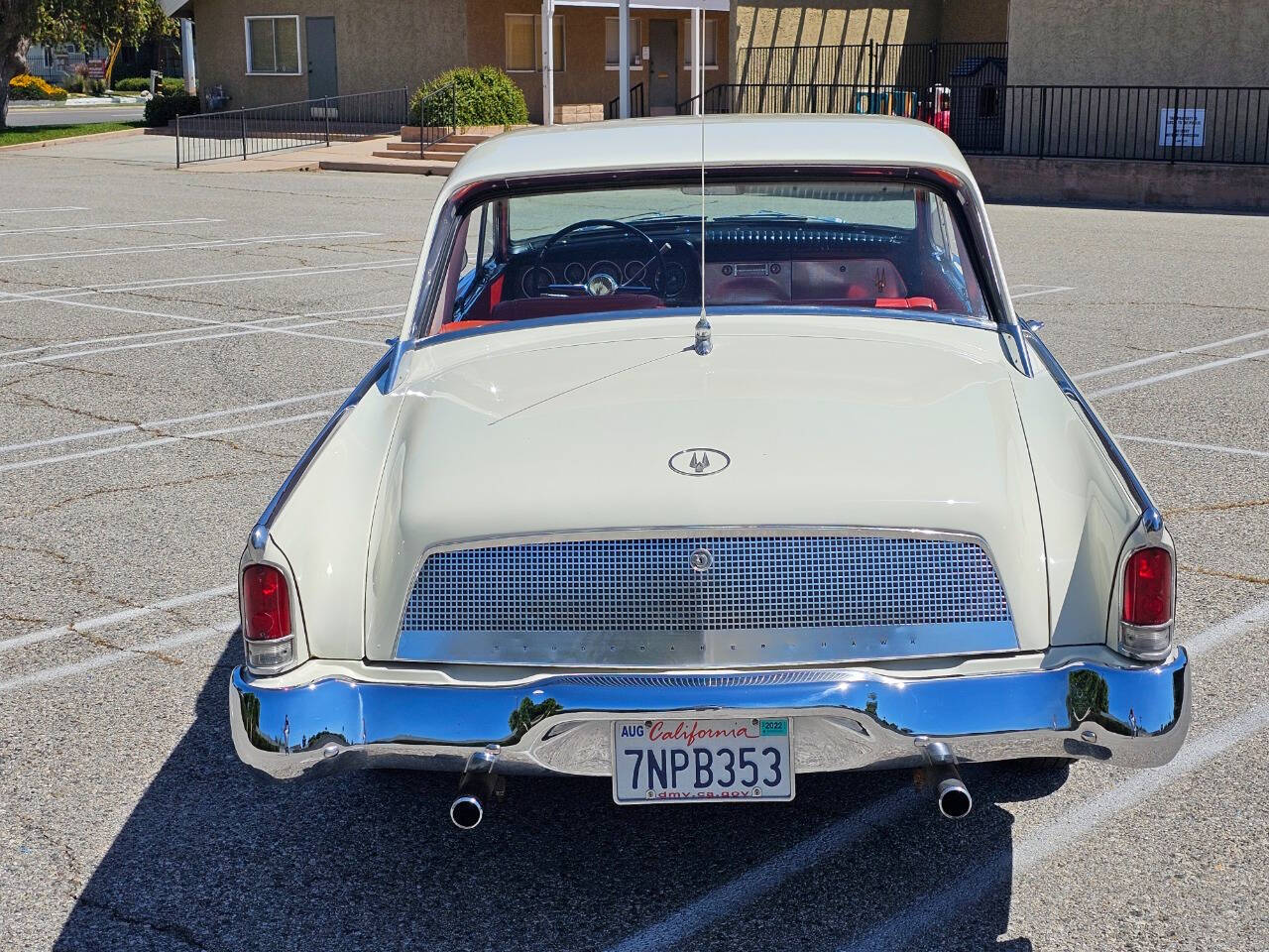 1962 Studebaker Golden Hawk 4