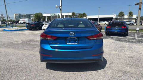 2018 Hyundai Elantra