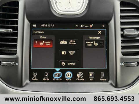 2015 Chrysler 300 Limited