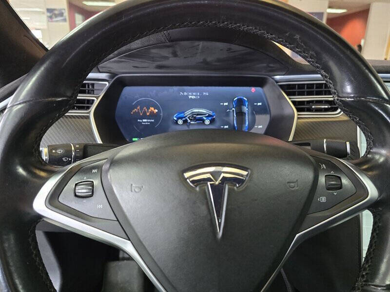 2015 Tesla Model S 70D