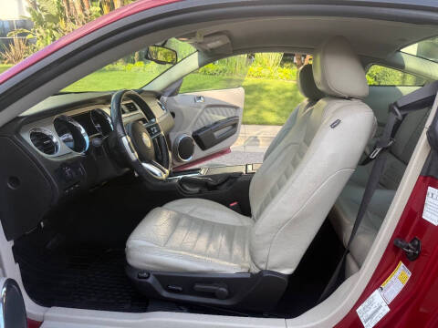 2010 Ford Mustang V6