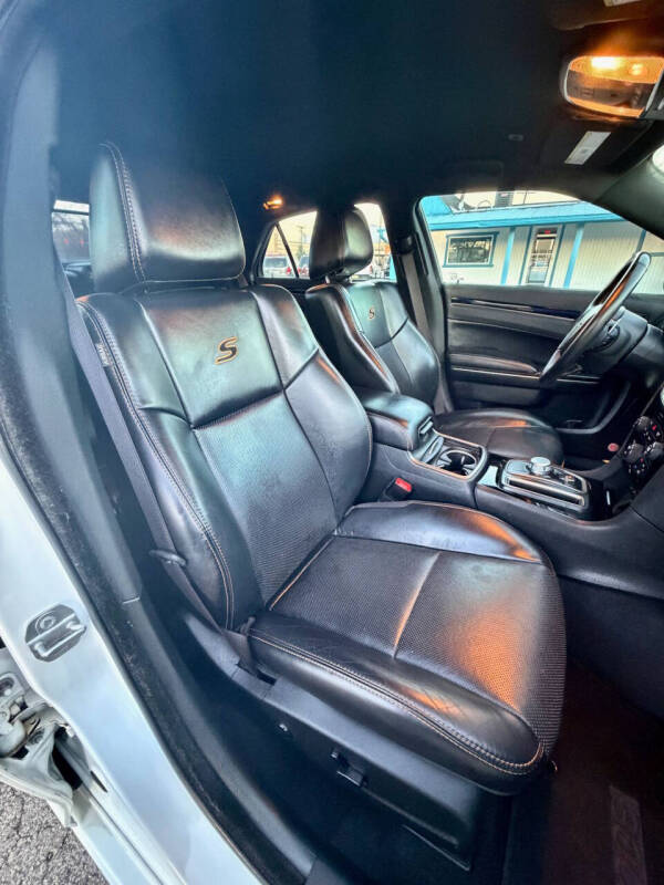 2017 Chrysler 300 S Alloy Edition