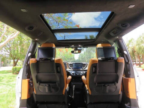 2022 Chrysler Pacifica Pinnacle