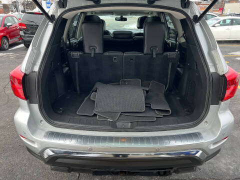 2017 Nissan Pathfinder Platinum