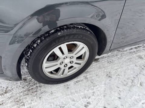 2016 Chevrolet Sonic LT Auto