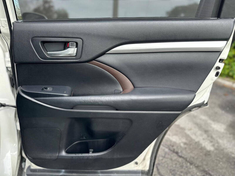 2015 Toyota Highlander XLE