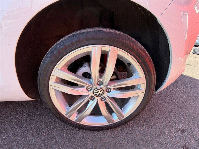 2015 Volkswagen Golf TDI S