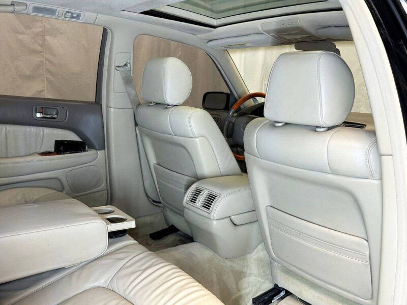 1999 Lexus LS 400