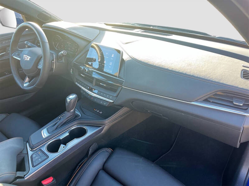 2025 Cadillac CT4 Sport