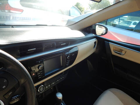 2015 Toyota Corolla LE