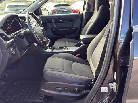 2017 Chevrolet Traverse LT