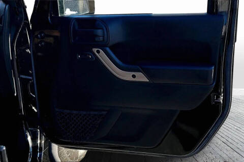 2016 Jeep Wrangler Unlimited Sahara 75th Anniversary