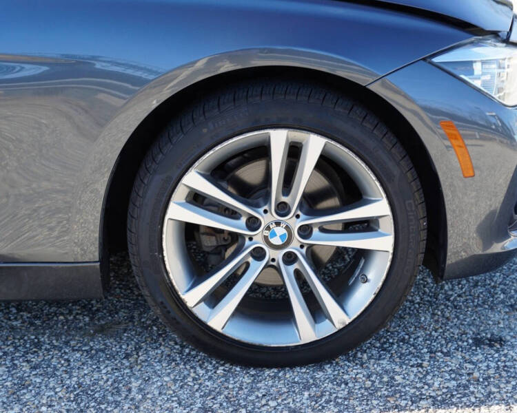 2018 BMW 3 Series 330i xDrive