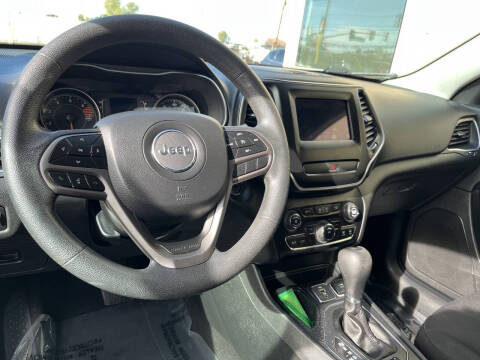 2019 Jeep Cherokee Latitude