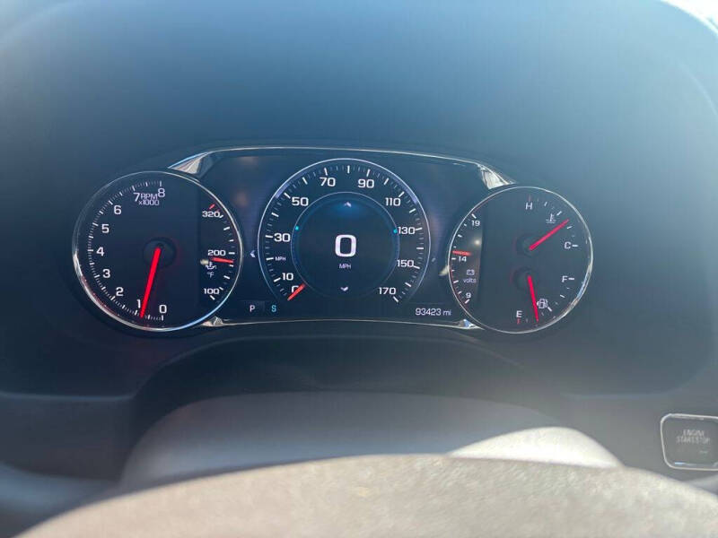 2017 GMC Acadia Denali