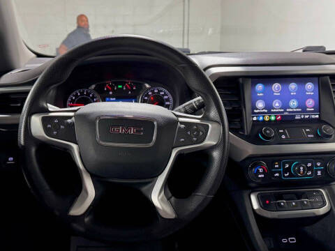 2022 GMC Acadia SLE