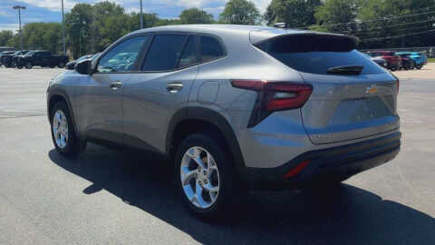 2025 Chevrolet Trax LS