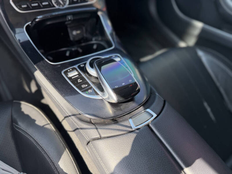 2017 Mercedes-Benz E-Class E 300 4MATIC