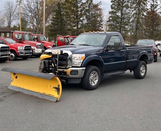 2016 Ford F-350 Super Duty XLT's photo