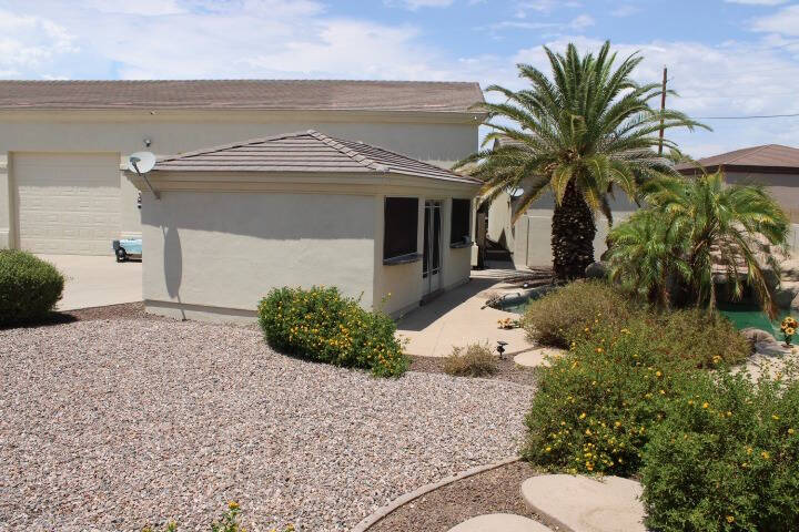 1985 custom home 3600 ft
