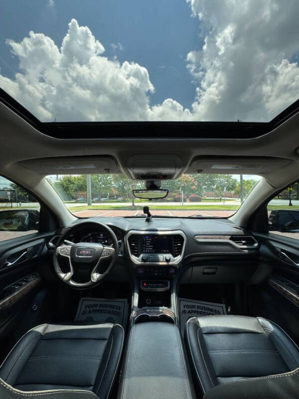 2020 GMC Acadia Denali