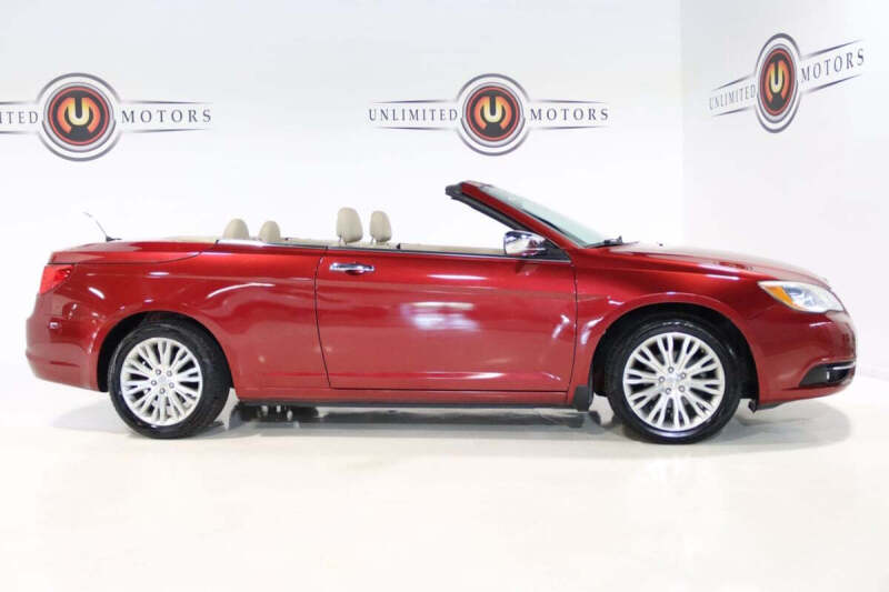 2013 Chrysler 200 Limited