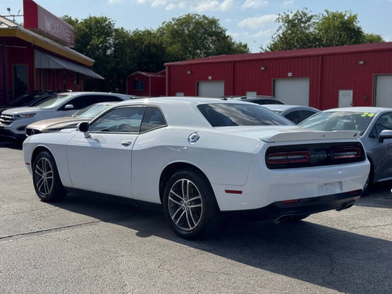 2019 Dodge Challenger SXT