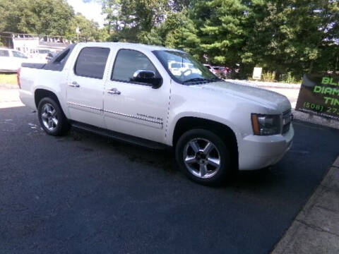 2011 Chevrolet Avalanche for sale at RTE 123 Village Auto Sales Inc. in Attleboro MA
