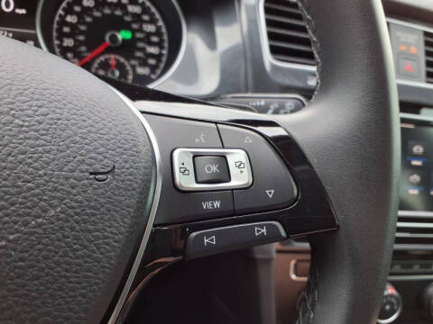 2021 Volkswagen Golf TSI