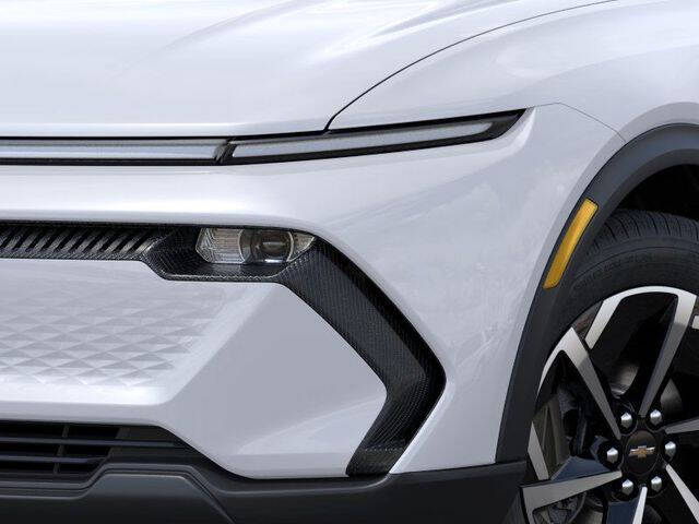 2026 Chevrolet Equinox EV LT 2