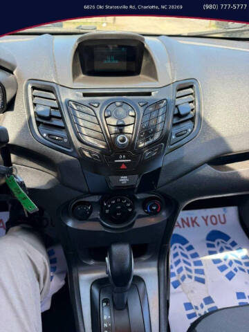 2016 Ford Fiesta S
