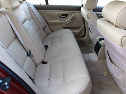 2001 BMW 5 Series 525i