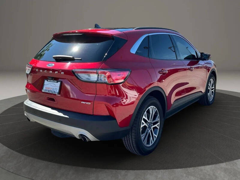 2021 Ford Escape SEL