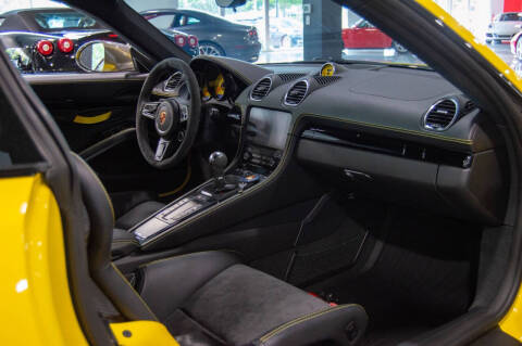 2020 Porsche 718 Cayman