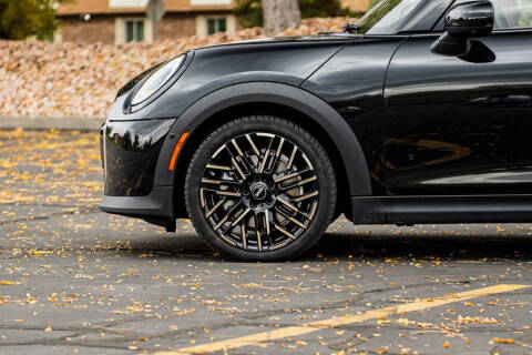 2025 MINI Hardtop 2 Door