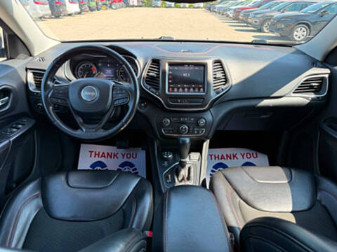 2019 Jeep Cherokee Trailhawk