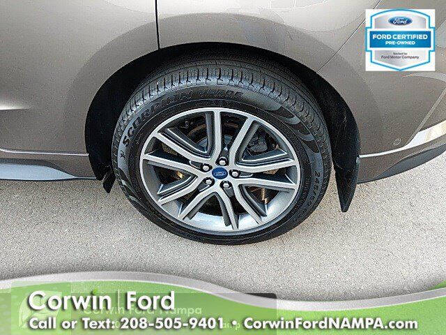 2019 Ford Edge Titanium