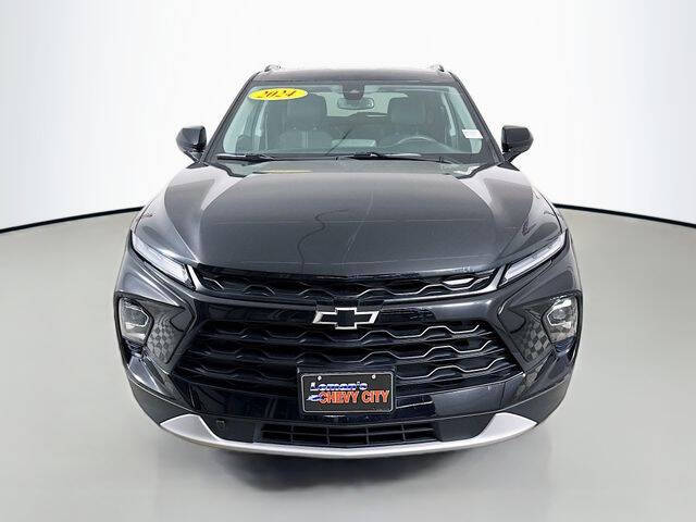 Used 2024 Chevrolet Blazer LT with VIN 3GNKBHR4XRS204695 for sale in Bloomington, IL