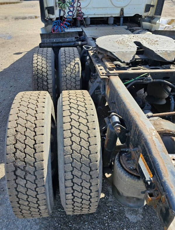 2014 Freightliner Cascadia