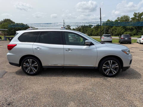 2020 Nissan Pathfinder Platinum