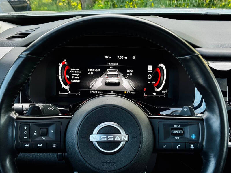 2022 Nissan Pathfinder Platinum